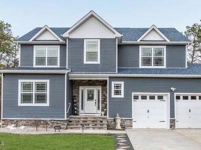 555 Egenolf Place