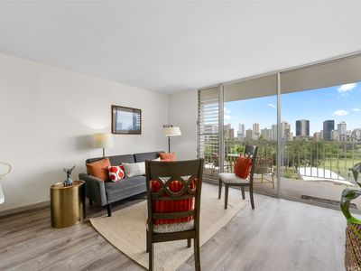 737 Olokele Ave APT 703