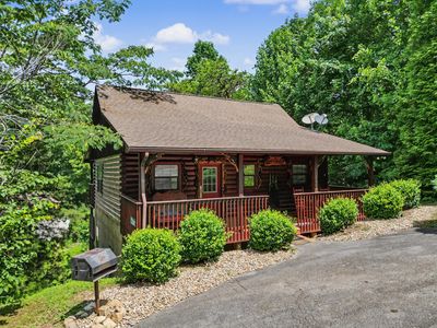 1609 Pinewood Way