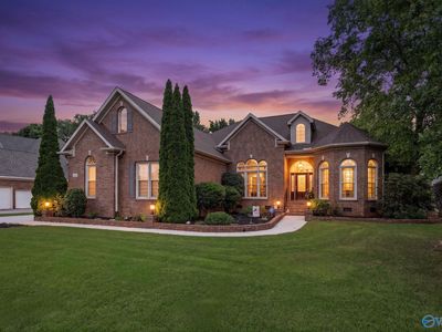 104 Glen Ives Way