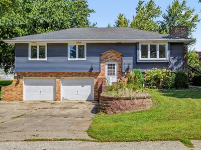 Property at 202 North St, Zearing, IA