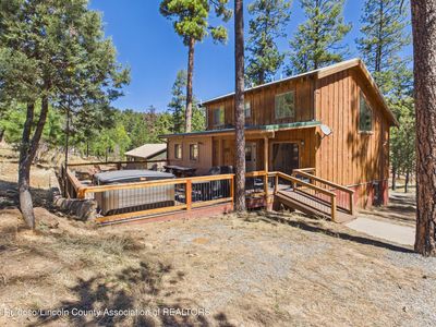109 Hobart Dr