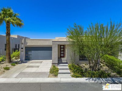 584 Fountain Dr