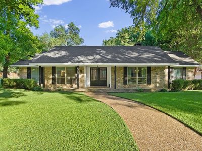 1049 Forestgrove Dr
