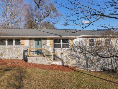 98 Walthall Ave