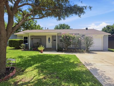 1815 Delmar Dr