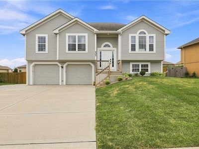 Property at 407 NE 192nd Ter, Smithville, MO