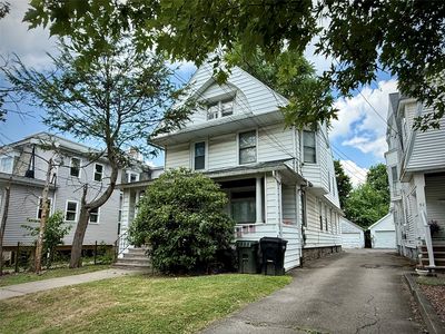 92.5 Walnut St