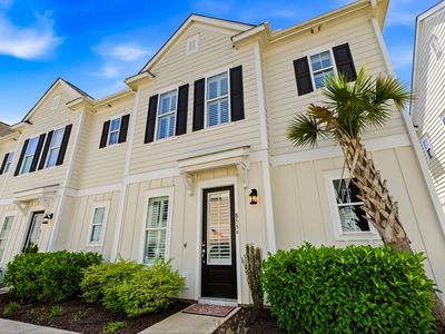 855 Hall Lane #D