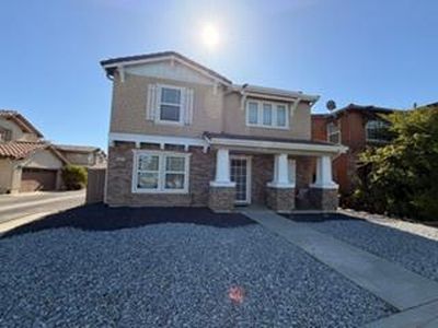 1911 Neal Way