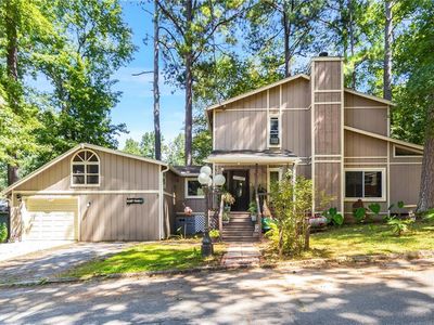 487 Magnolia Dr