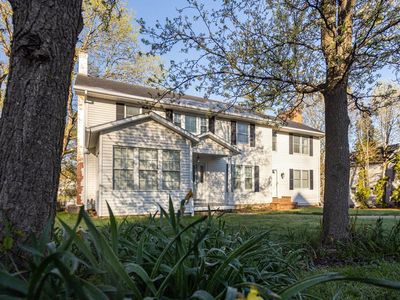 14 Morris Ln