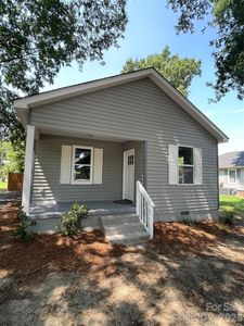601 W Round St