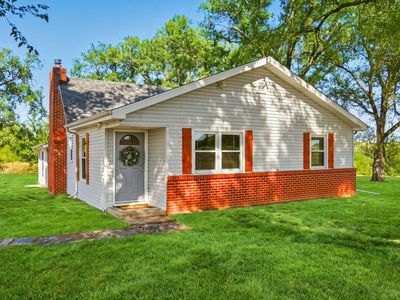6401 N State Highway Uu