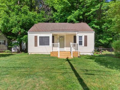 Property at 705 Monroe Ave, Pulaski, VA