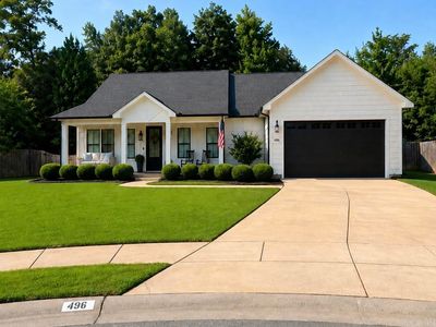 496 Windrush Point