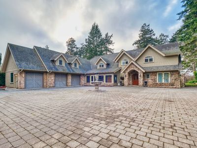 279 Marine Dr