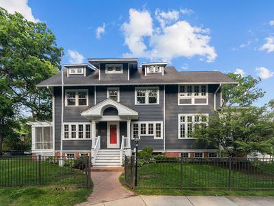 633 Elmwood Ave