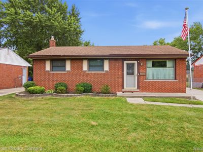 30469 Grandview Ave