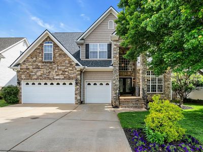 25 Ashby Grove Dr