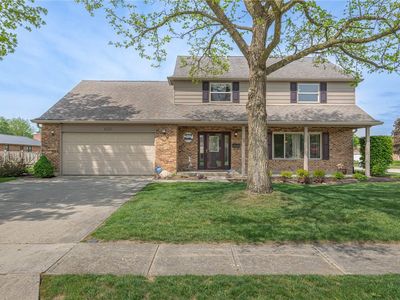 4023 Loop Dr