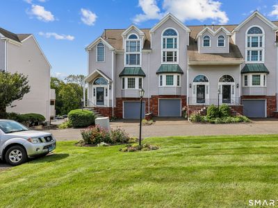 130 Deer Hill Avenue #11