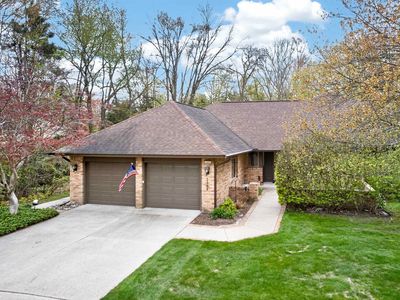2209 Mapleleaf Dr