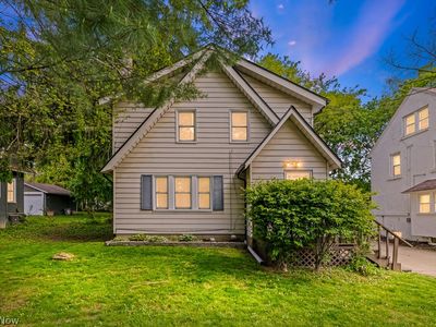 1393 Bryden Dr