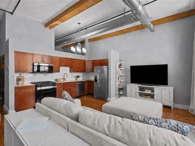 99 Allen St Unit 105