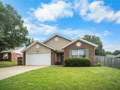 1154 S Pepper Tree Ln