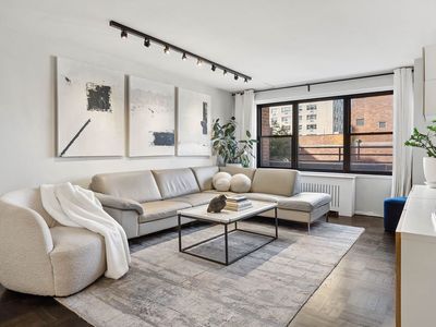 505 E 79th St APT 17D