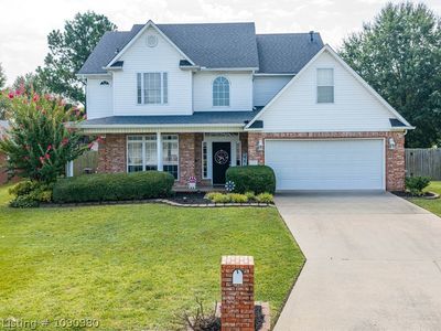 1520 Rockhurst Dr