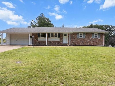 1316 Thomas Dr