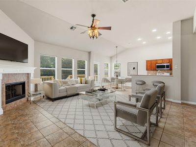 1216 Willowbrook Dr