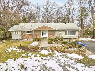 52 Gray Rd