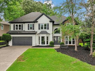 5570 Ashwind Trce