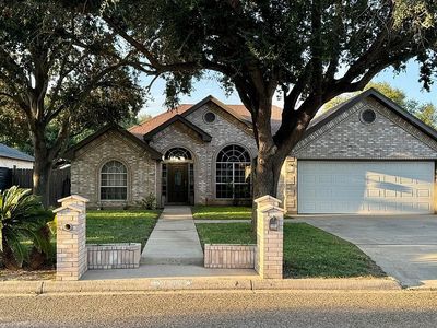 1307 Toni Ln