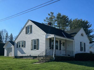 79 Evelyn Ave