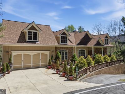 275 E Sugarbush Dr