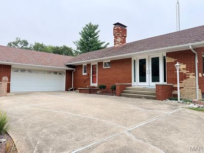 110 W Teak St