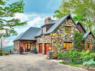 8 Timberwolf Ct