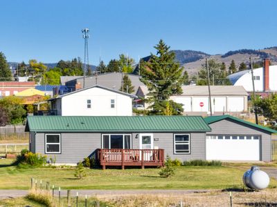316 5th Ave SE