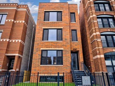 2448 W Diversey Ave #1