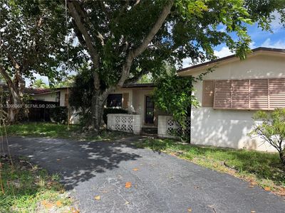 1819 N 51st Ave