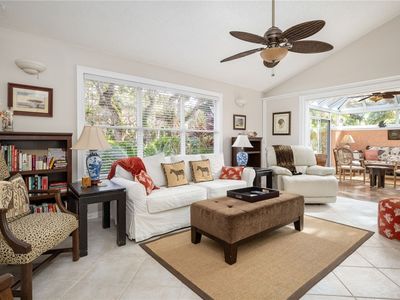 1412 Coral Oak Ln #1001