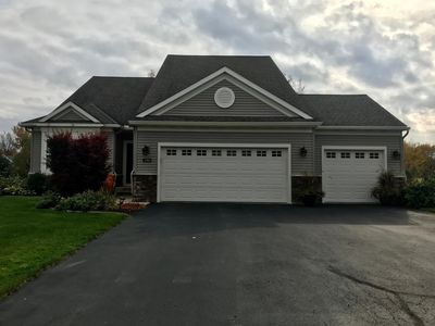 1704 Springwind Dr SW