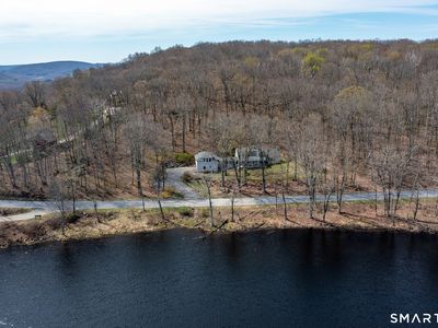 34 Kent Hollow Road