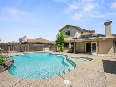 260 Patricia Pl