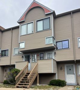 40 Crest Street #16