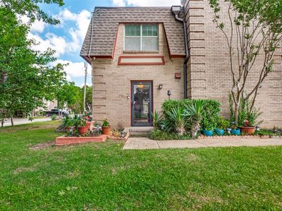 1813 E Grauwyler Rd APT 142G